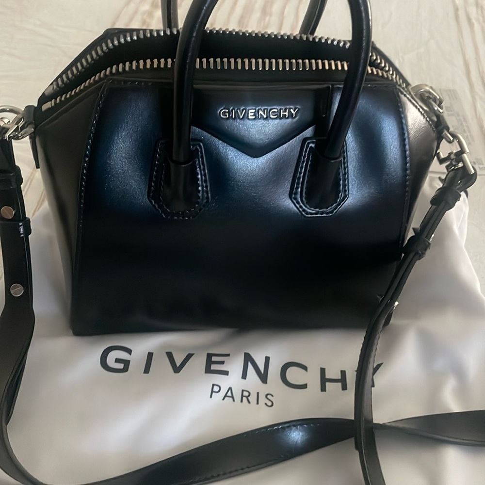 Givenchy Mini Antigona Bag